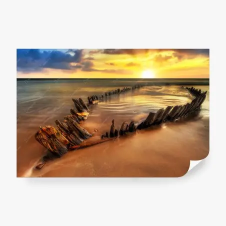 Papier peint épave au coucher du soleil sur la plage de Rossbeigh, Irlande – Wallnifity®