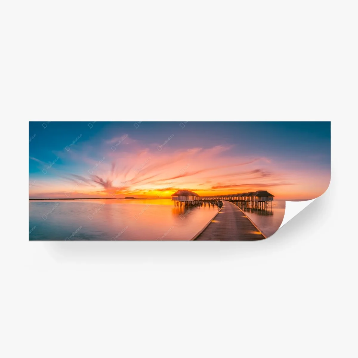 Papier peint ponton menant aux bungalows au coucher de soleil – Wallnifity® Papier peint ponton menant aux bungalows au coucher de soleil – Wallnifity®