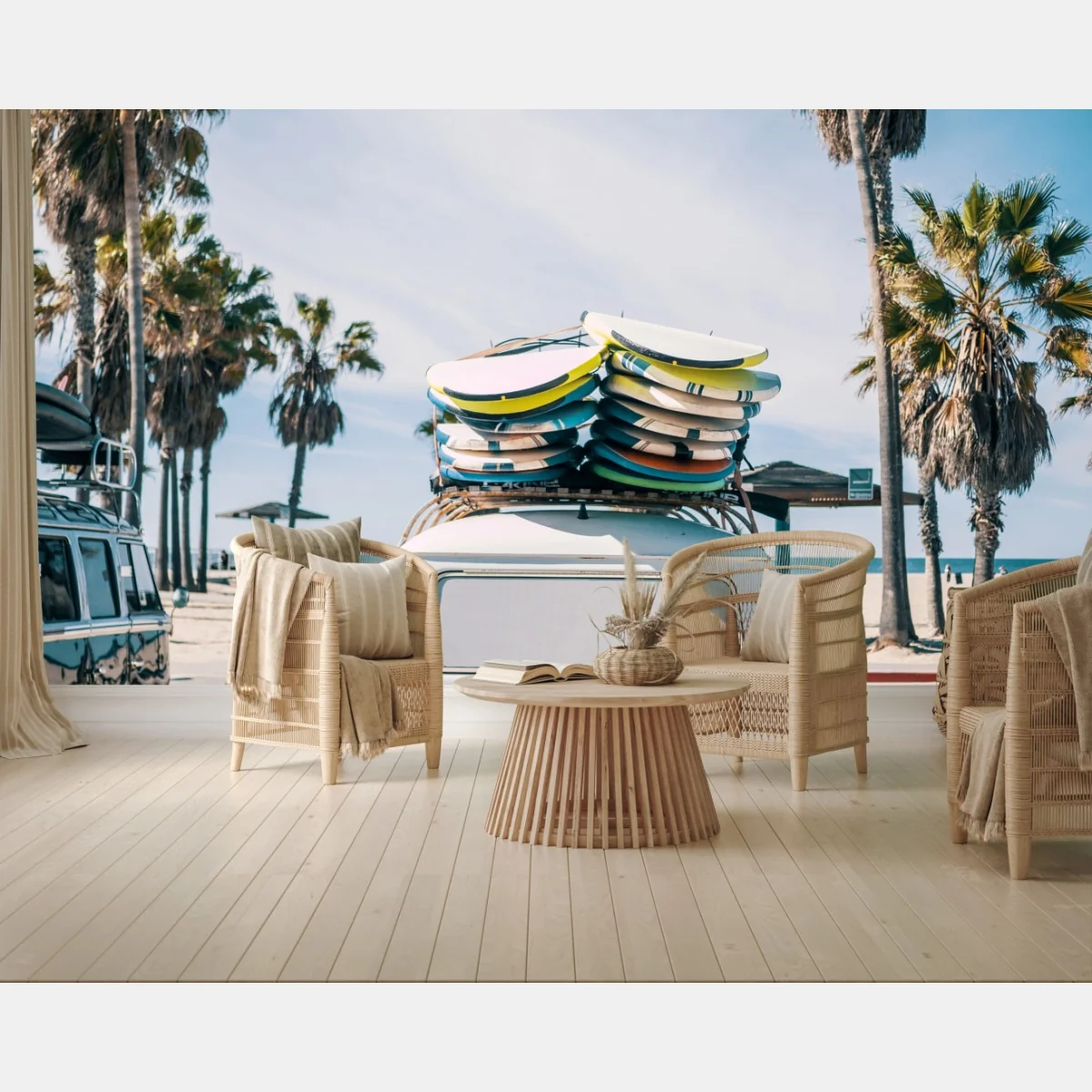 Papier peint van rétro jaune à la plage de Californie – Wallnifity® Papier peint van rétro jaune à la plage de Californie – Wallnifity®