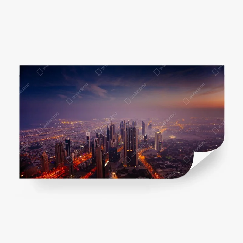 Papier peint panorama urbain illuminé au crépuscule – Wallnifity®