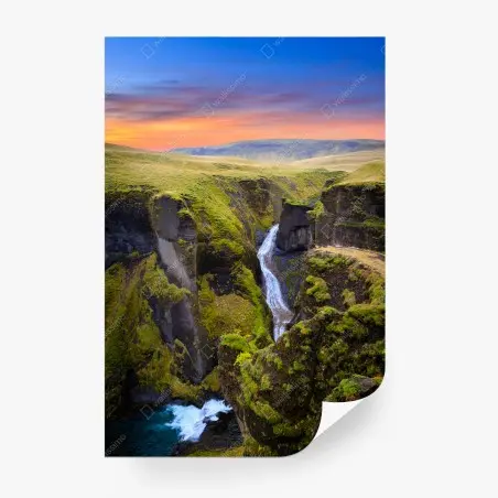 Papier peint paysage de Fjadrargljufur au coucher de soleil en Islande – Wallnifity®