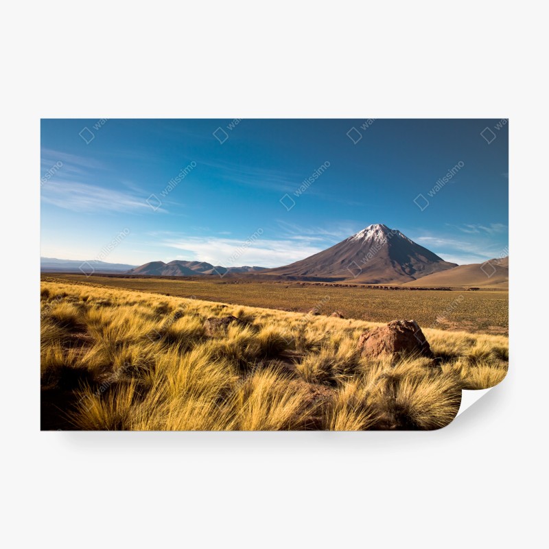 Papier peint panorama du volcan Licancabur dans le désert d'Atacama – Wallnifity®