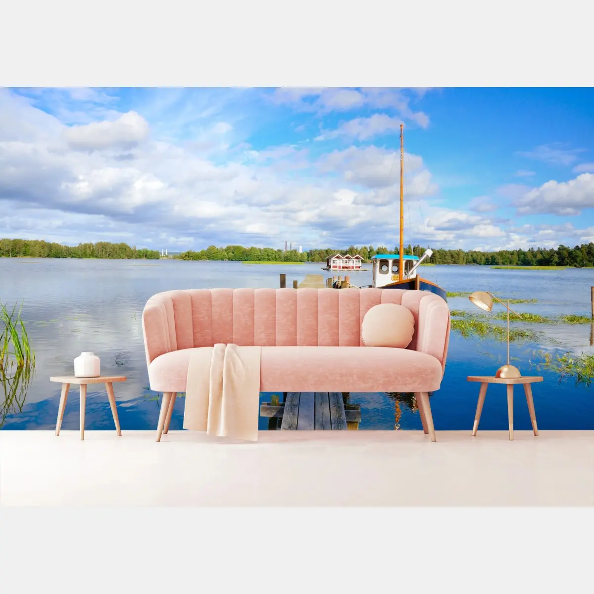 Papier peint bateau en bois amarré sur un lac tranquille – Wallnifity®