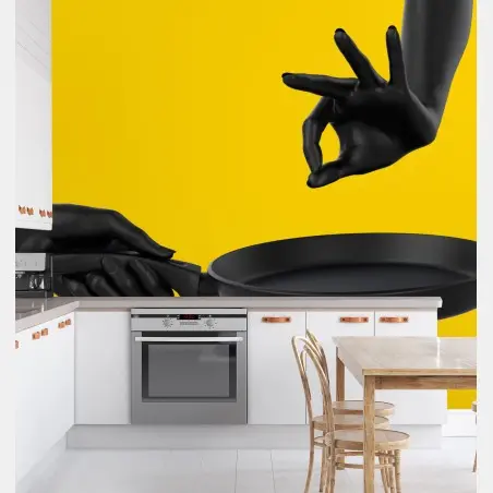 Papier peint mains noires et poêle sur fond jaune – Wallnifity®