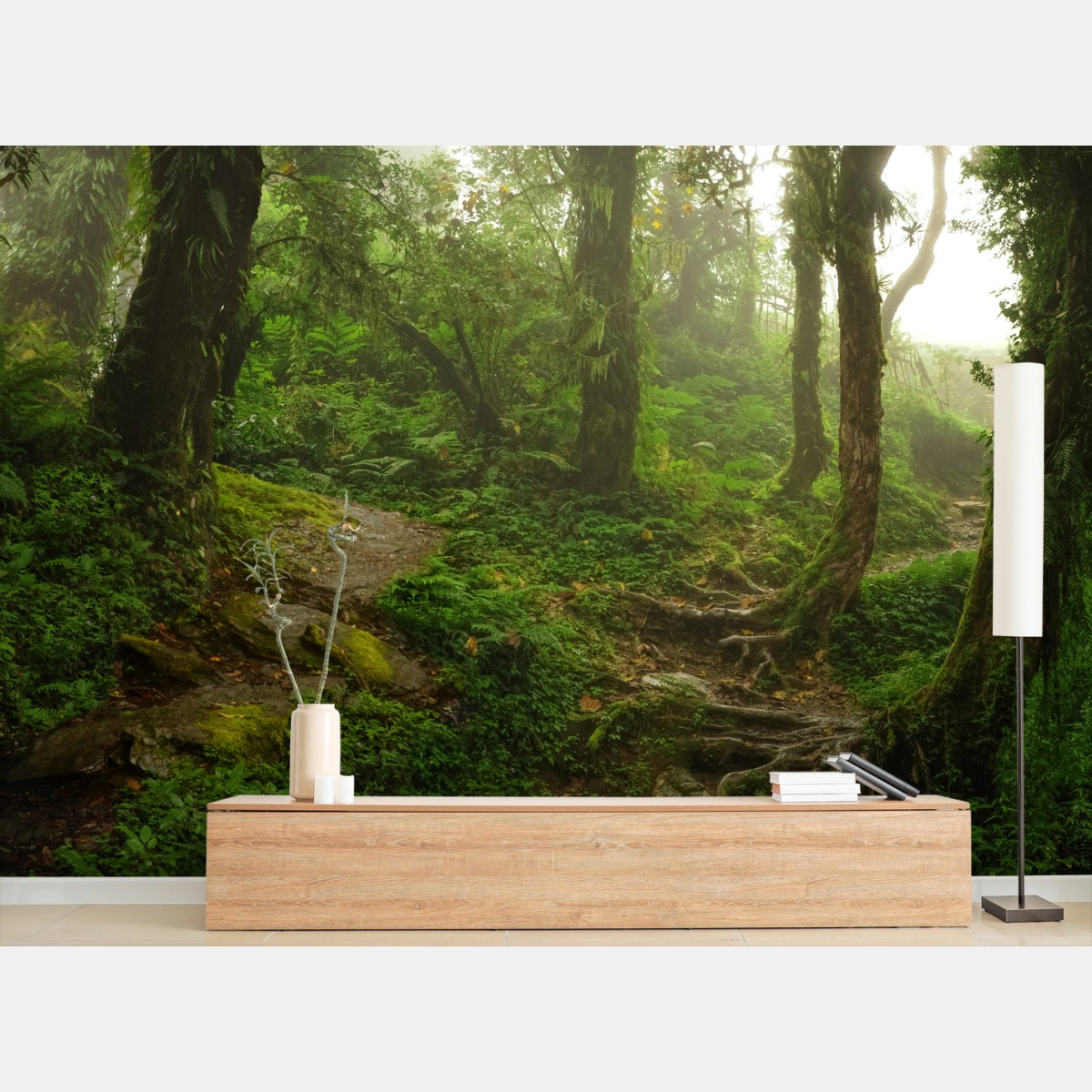 Papier peint forêt brumeuse et sentier verdoyant – Wallnifity®