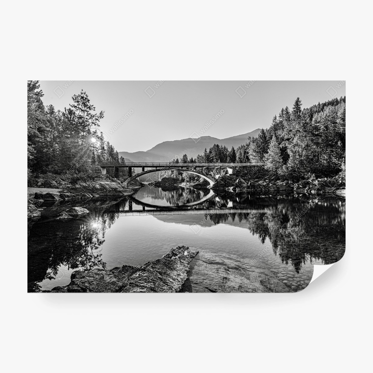 Papier peint arche et reflet sur la rivière au lever du soleil – Wallnifity®